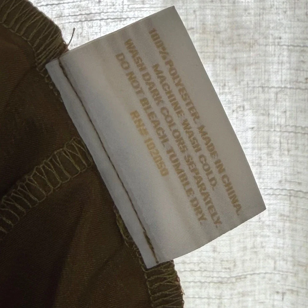 NWOT Taylor Swift Fearless Satin Pajama Set Gold‎ Official Merch MEDIUM